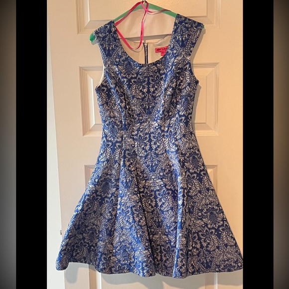 Betsey Johnson Dresses & Skirts - Betsey Johnson blue baroque jacquard cocktail dress